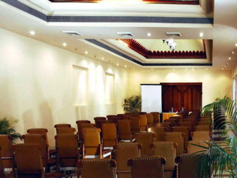 The Ummed Jodhpur Palace Resort & Spa Buitenkant foto