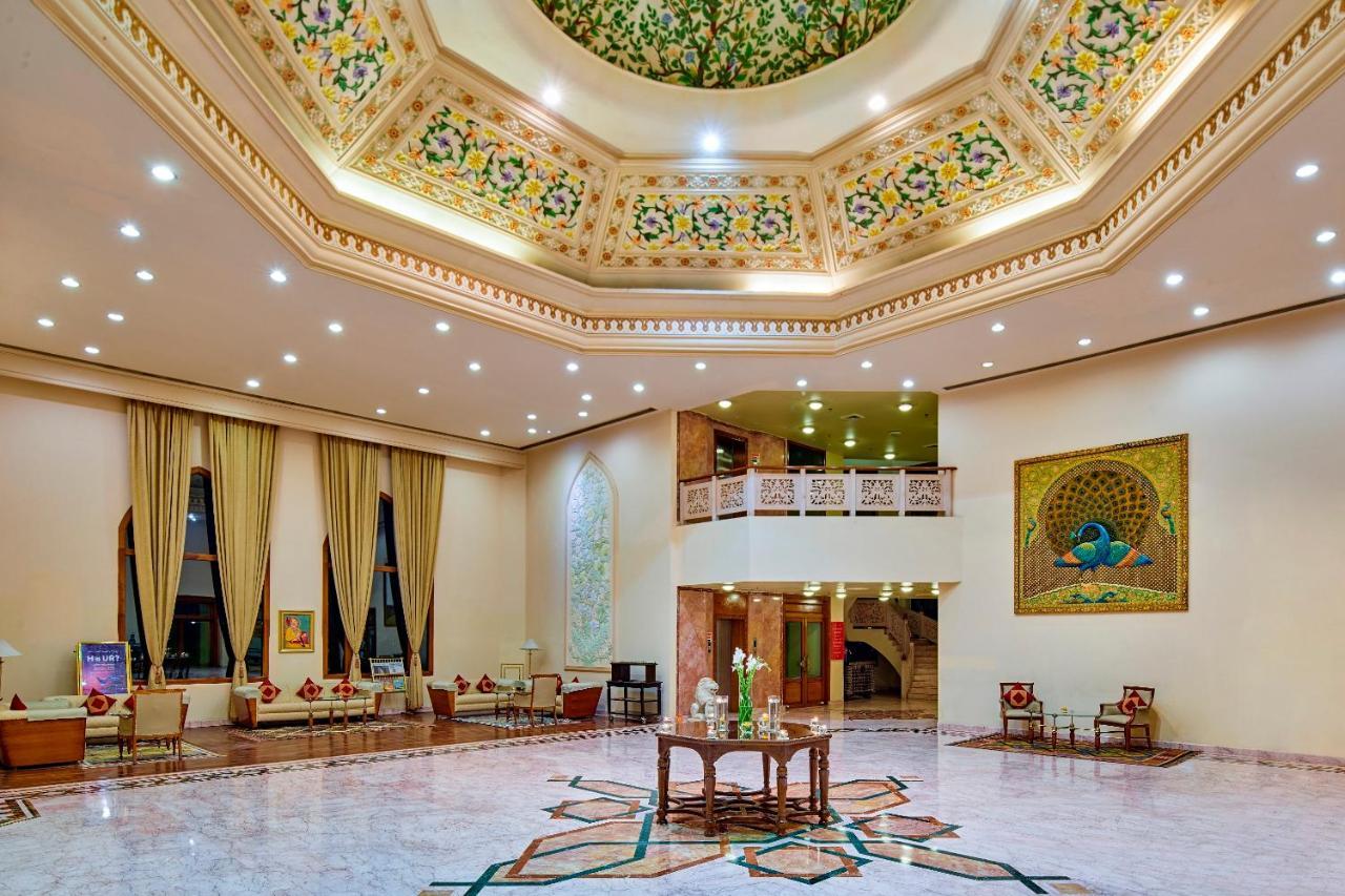 The Ummed Jodhpur Palace Resort & Spa Buitenkant foto
