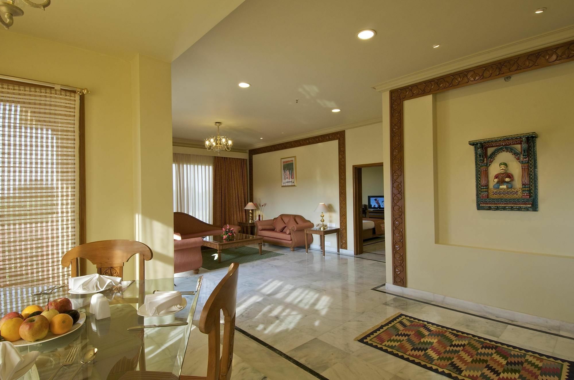 The Ummed Jodhpur Palace Resort & Spa Buitenkant foto